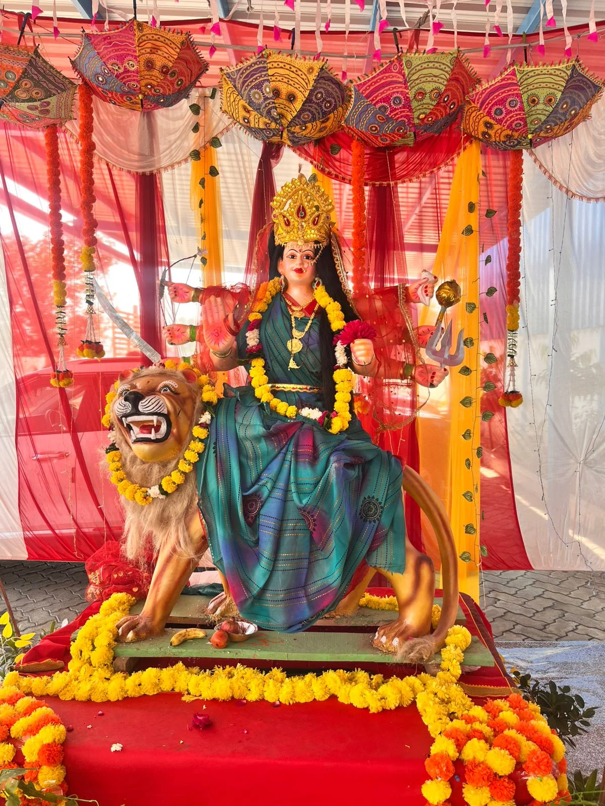 Navratri celebrations at Marvel Vinyls, colour-themed day